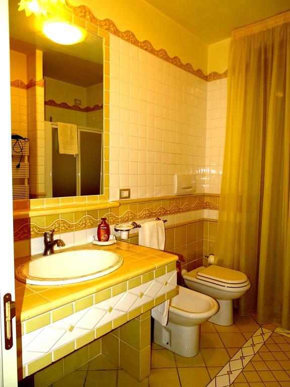 Villa Gioia Rooms Монтегранаро Экстерьер фото