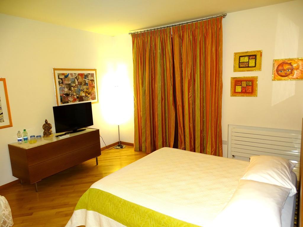 Villa Gioia Rooms Монтегранаро Экстерьер фото