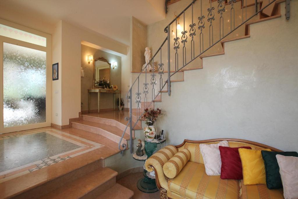 Villa Gioia Rooms Монтегранаро Экстерьер фото